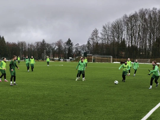 Obozy, treningi, sparingi &ndash; intensywna zima w PCS